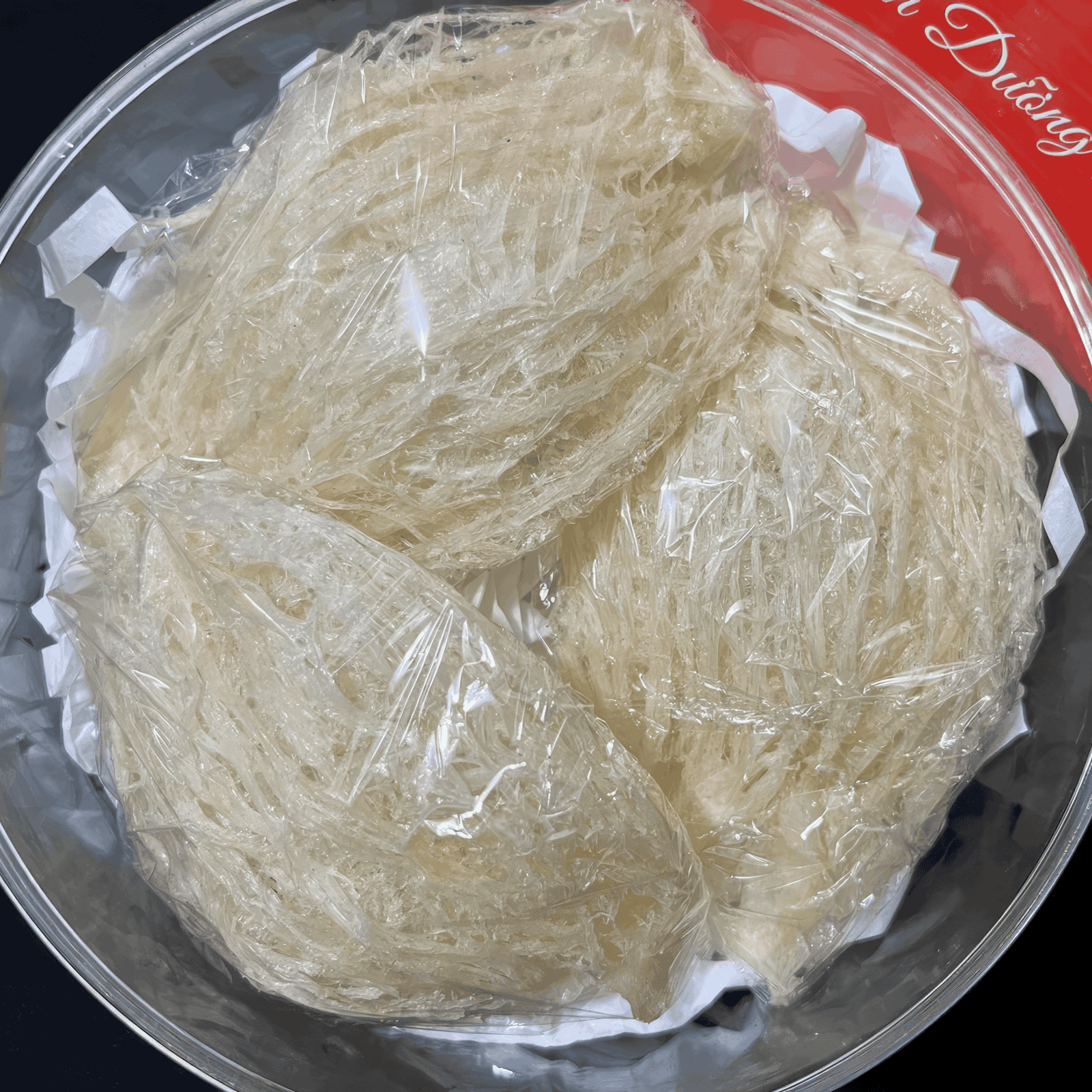 Picture of Yến Tinh Chế laying in a clear plastic bowl